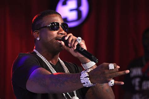 how old is Gucci mane